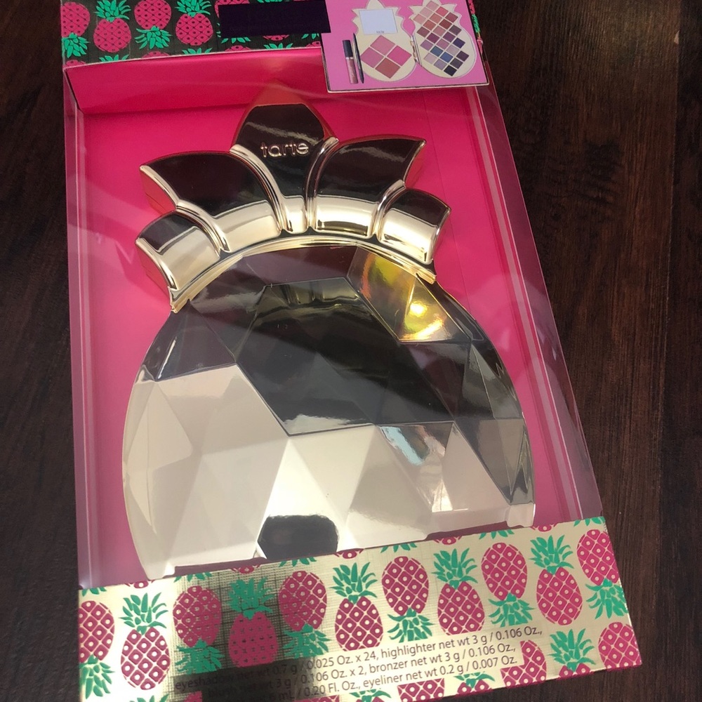 Tarte holiday Pineapple collector eyeshadow